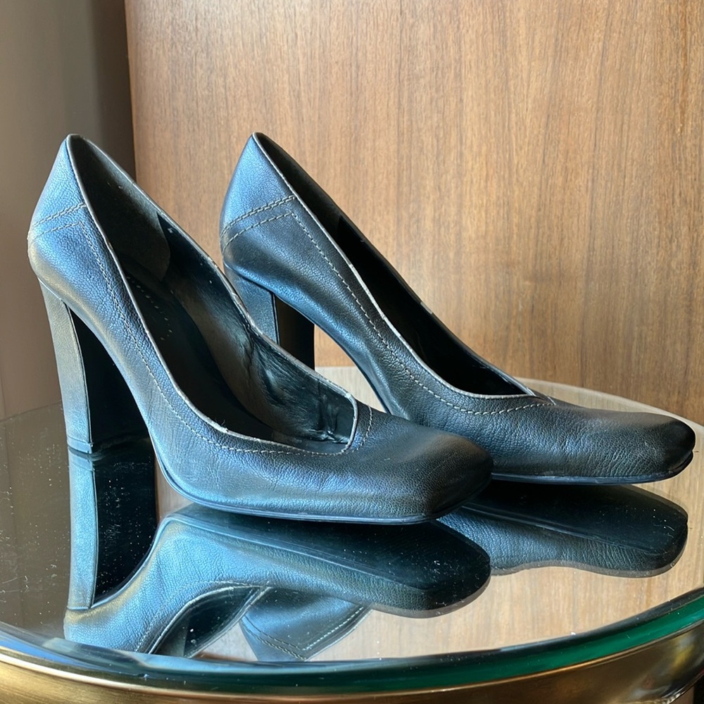 Nine West high heel shoes size 9